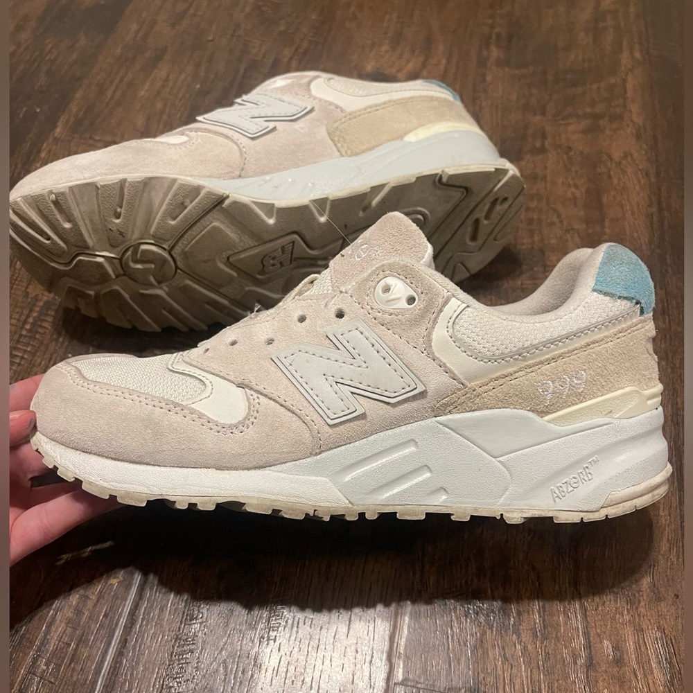 New Balance 999 shoe